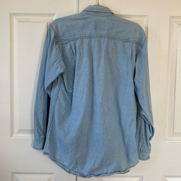 SOLD - Levi’s Men’s Denim Button Down - Picture 2 of 2
